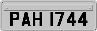 PAH1744
