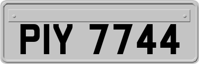 PIY7744