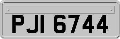 PJI6744