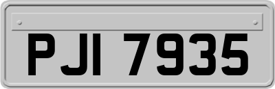 PJI7935