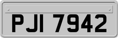 PJI7942
