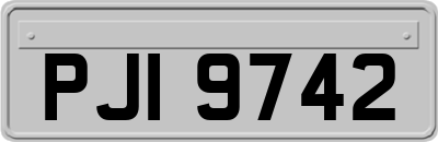 PJI9742