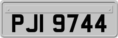 PJI9744