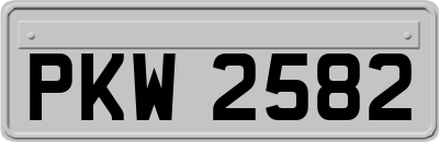 PKW2582