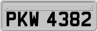 PKW4382