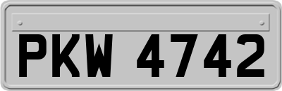 PKW4742