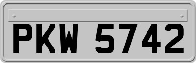 PKW5742