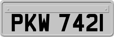 PKW7421