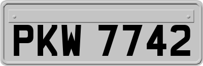 PKW7742
