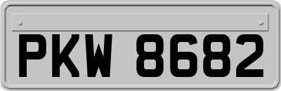 PKW8682