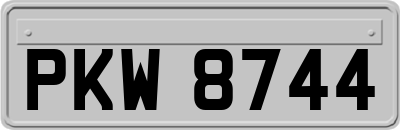 PKW8744