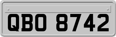 QBO8742