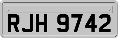 RJH9742