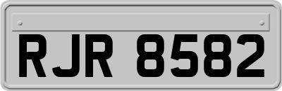 RJR8582