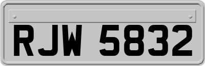 RJW5832