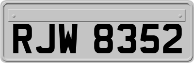 RJW8352